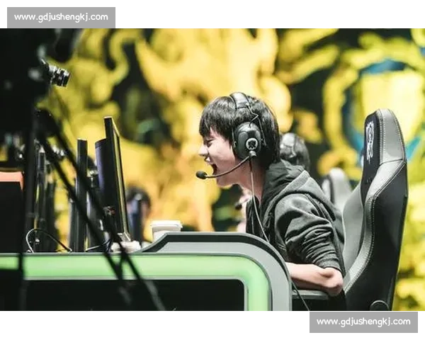 《探索英雄联盟赛事生态:国内外主要比赛与发展历程》